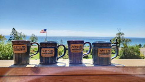 The Inn On Gitche Gumee - The Wolves Den - Foto 4