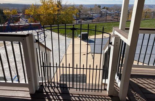 GREAT LOCATION! Beautiful city views! - Foto 22