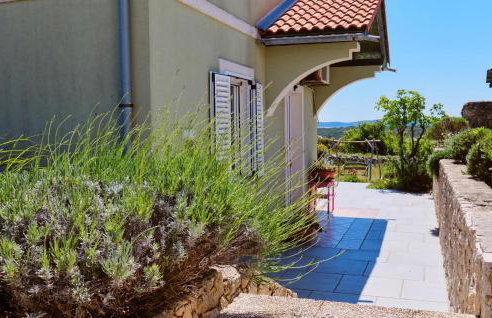 Gorgeous Home In Punta Kriza With Wifi - Foto 13