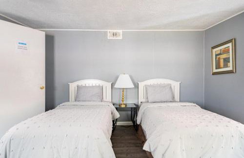 Vacation House with Heated Pool in Bradenton! - Foto 7