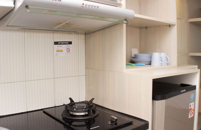 Cozy And Simply Studio At Grand Sentraland Karawang Apartment - Photo 9