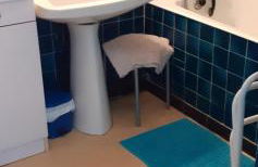 A côté des cures grand studio Audrey idéal rénové avec goût parking wifi dernières disponibilités août oct nov - Foto 41