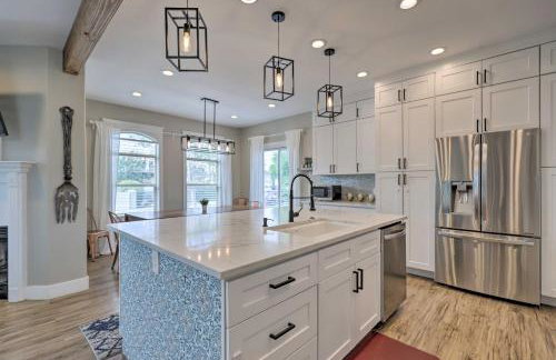 Spacious South Jordan Family Home with Private Yard! - Photo 10