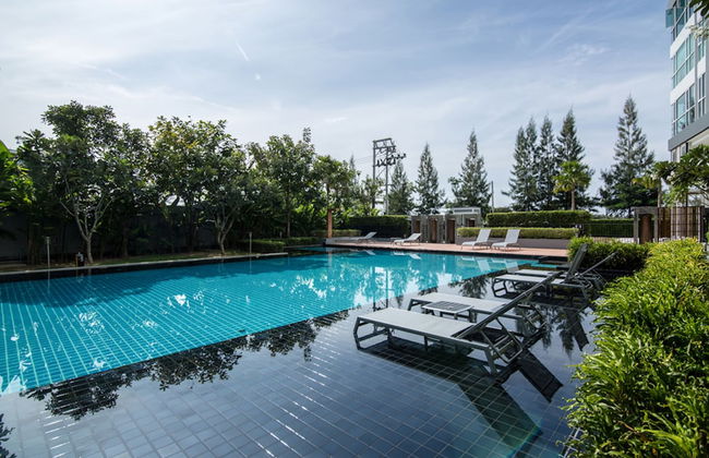 First Choice Grand Suites - Photo 33