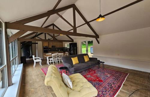 The Old Stables - Self Contained Cottage - Hot Tub and Pool - Foto 3