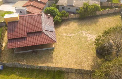 Cabana Aconchegante a 800m da Praia com 4 Quartos, Lareira Externa, Aquecedor em 2 Quartos, Netflix e Pet Friendly - Foto 71