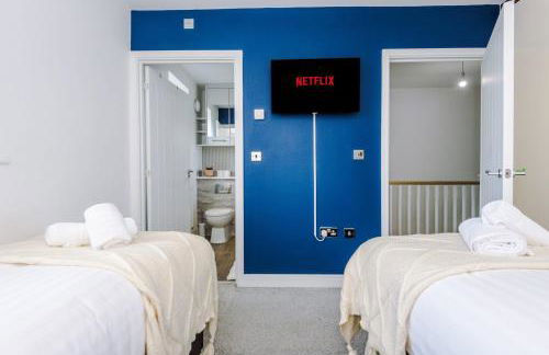 R&R - Modern Townhouse near Etihad & City Centre (5 Bedrooms, Free Parking) - Foto 21