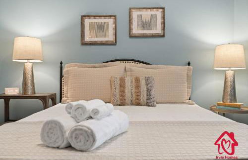 Elena's Sandia Sanctuary - An Irvie Home - Photo 52