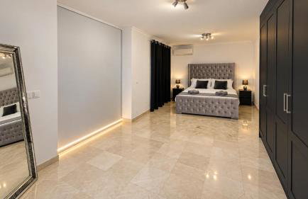 Large Villa in Maspalomas with Huge Private Pool, Jacuzzi & Gym - Foto 6