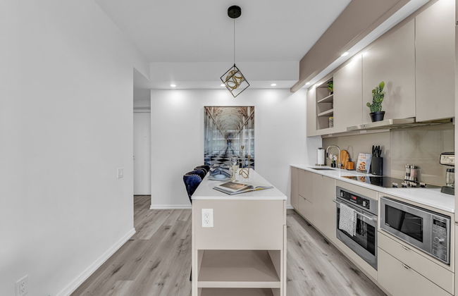 The Estate Entertainment District - Photo 14