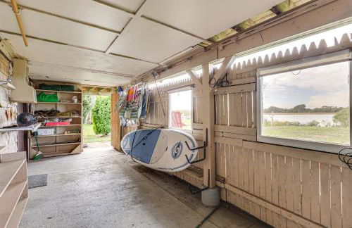 Dock and Water Access Charlestown Beach Escape! - Foto 27