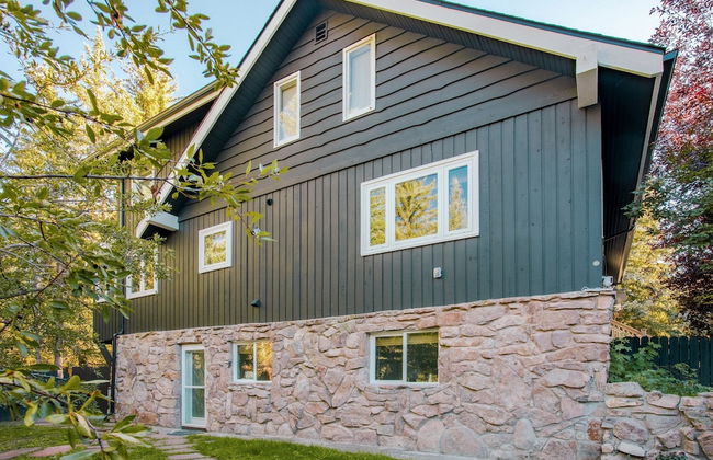 River House Hot Tub 15min to Downtown Skiing - Foto 31