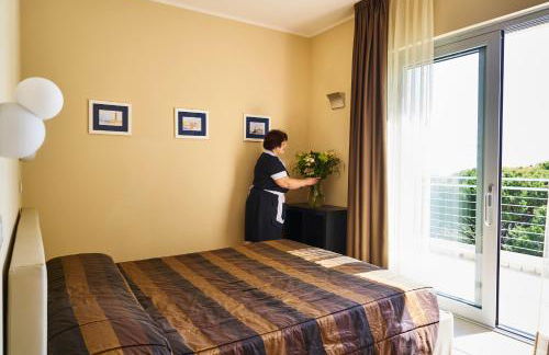 Aparthotel La Pineta - Photo 38