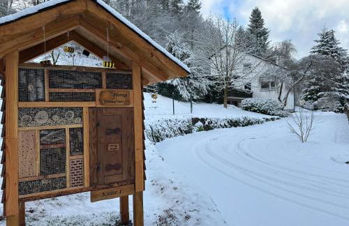 Ferienwohnung am Wald mit Garten & Hot-Tub & Alpakas - Foto 2