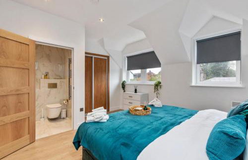 Luxury 2-Bedroom Apartment, Leatherhead, Sleeps 4 - Photo 19