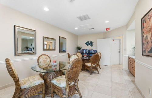 Ocean Front 2-bed, 2-bath 6th-floor comfy and inviting condo unit on Hutchinson Island - Photo 28