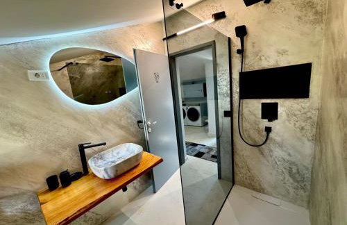 Apartments Mia with pool near Medulin - Photo 3