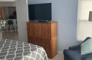Quiet direct oceanfront 2 bed 2 bath condo w/pool - Foto 32