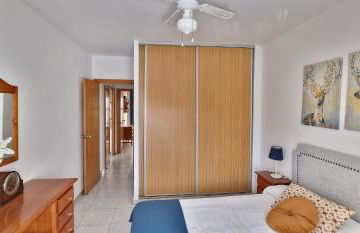 Apartamento con terraza en primera línea de playa - Foto 19