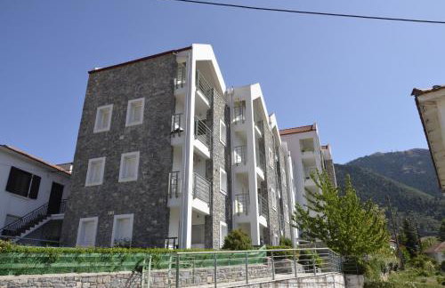 Kalavrita Luxurious Apartments - Photo 13