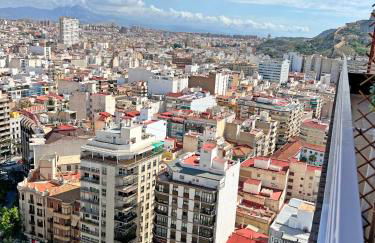 New Skyline Studio & Terrace - Photo 40