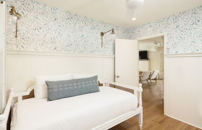 Hemlock by Avantstay Minutes From Folly Beach w/ Multiple Patios - Foto 3