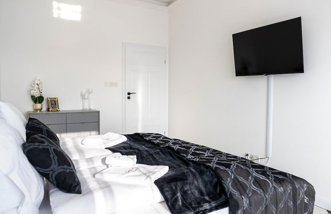 Apartment Overlooking the River, Sauna, Dziwnow - Photo 3