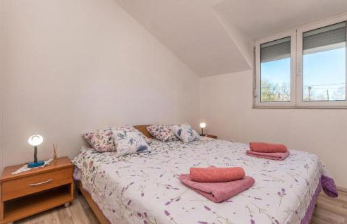 3 Bedroom Amazing Apartment In Banjevci - Foto 18