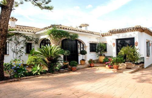 CASA MICHAEL - El Paraiso, Marbella - Photo 6