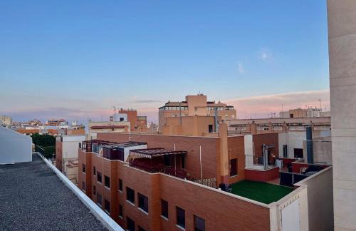 Apartamento 110m - Vistas Rambla - AC - WiFi - Parking - Centro - Foto 22