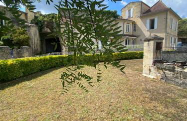La Madeleine, nichée au cœur de Saint-Émilion - Foto 33