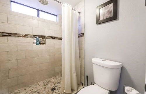 What you need A Hidden Gem in the Heart of Vegas - Foto 15