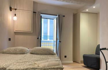 Refurbished apartment in the Old Town, steps from the beach - Foto 24