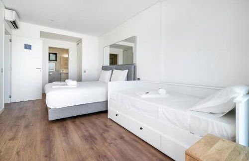 Stylish Algarve Retreat- Priv. Pool & Beach Nearby - Photo 35