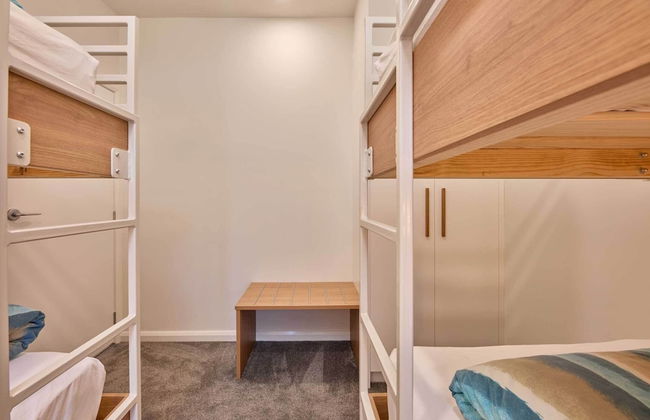 Luxury Elevated Three Bedroom Villa - Photo 7