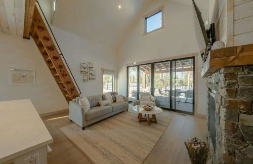 Wilderness Club Nest - Modern Cabin Retreat for 9 with Hot Tub - Foto 14