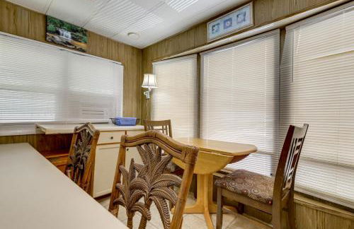 Waterfront Nettles Island Beach House: Pool Access - Foto 14