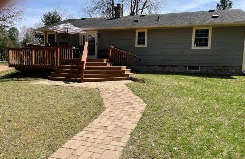 Family Friendly Home Near Trails & Live Music 3 Bedroom - Foto 2