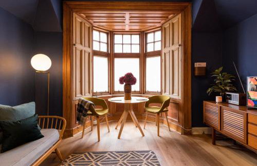 JOIVY Contemporary Cottage with Free Parking - Foto 9