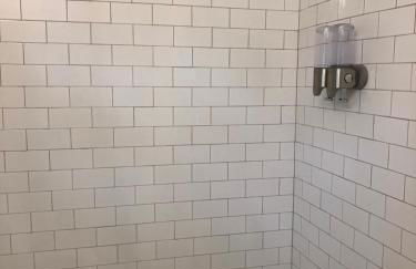 LakewoodLyon Park Renovated Cottage Near Duke 23A - Photo 6