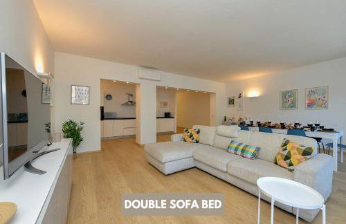 The Lake Giant with Lake View Renovated 2025 DesenzanoLoft Official Partner Homes & Villas by Marriott Bonvoy - Foto 13