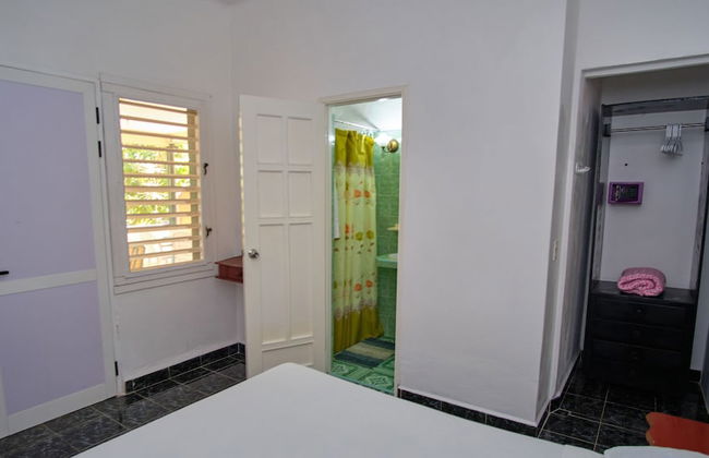 Villa in Cárdenas with swimming pool and garden - Photo 19