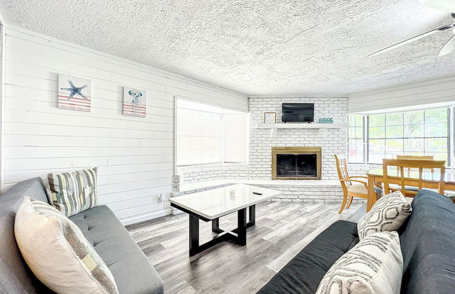 2 Bed Altamonte Springs Apartment Unit #1 - Photo 10