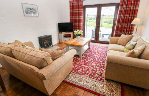 Potters Barn - Photo 7