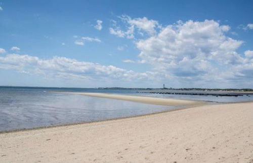 North Truro Beachfront Cottage with Cozy Backyard - Foto 27