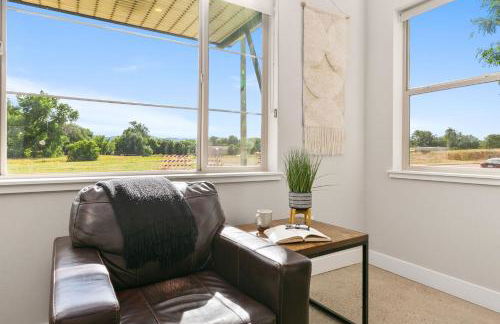 Old Town Modern New Build - Rooftop Spa with Mtn Views! - Foto 17