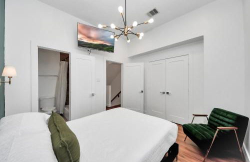 AMAZING ROOFTOP! DOWNTOWN SKYLINE VIEWS!!! SLEEPS 15 - Foto 45