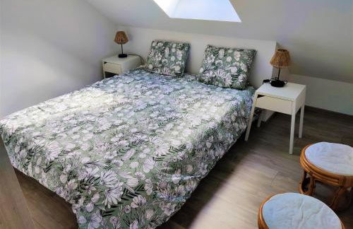 YUCA - appartement COSY 2 chambres intimes Hyper centre d'ERNEE - Foto 14