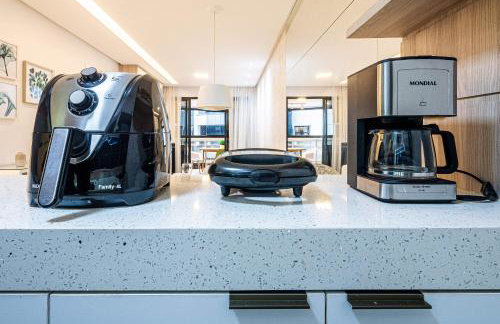 Apartamento ao lado do Shopping Salvador, piscina, academia, garagem - Foto 9