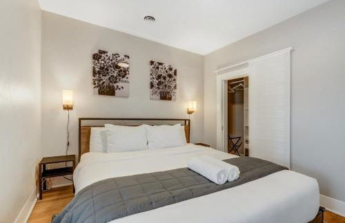 Downtown Getaway - Balcony - King Beds - Foto 16